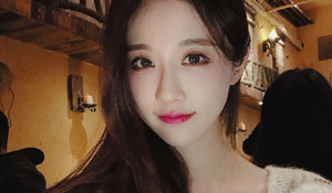 軒子巨2兔曬美照吐槽身體太差 顏值潘金蓮體質(zhì)林黛玉？