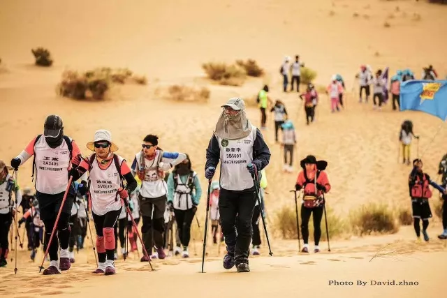 沙恩國際莊園攜手2018圣牧杯國誼賽暨首屆烏蘭布和沙漠沙產(chǎn)業(yè)博覽會(huì)新聞發(fā)布