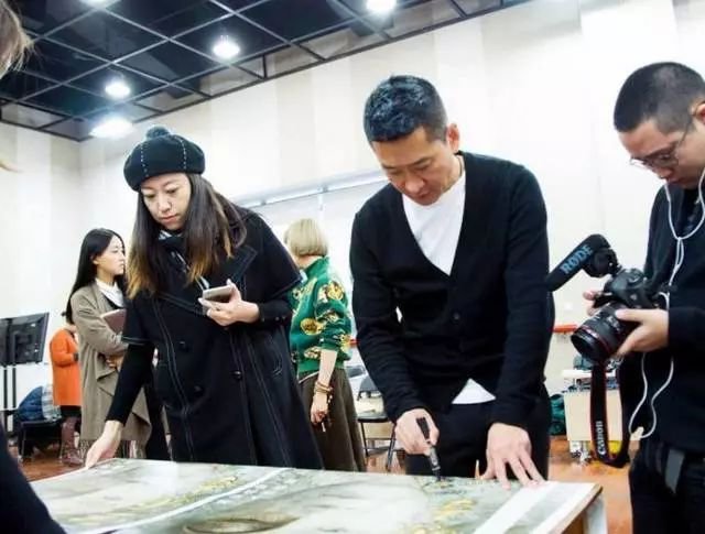 周杰在娛樂圈混不下去了？人家可是低調(diào)的億萬富豪！