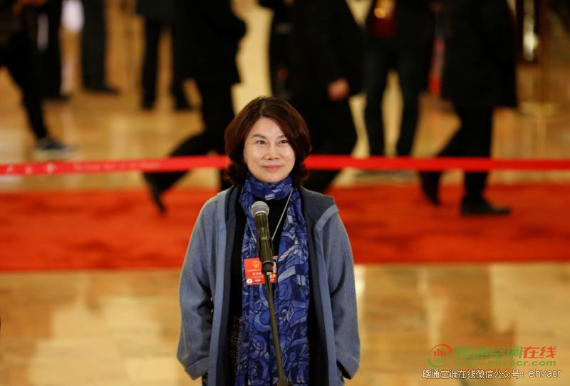 從“營(yíng)銷女王”到“創(chuàng)新冠軍”——董明珠為中國(guó)企業(yè)家精神賦予更深內(nèi)涵