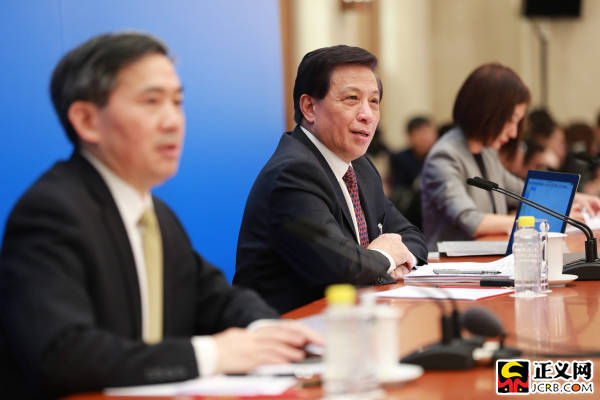 十三屆全國人大一次會議舉行新聞發(fā)布會