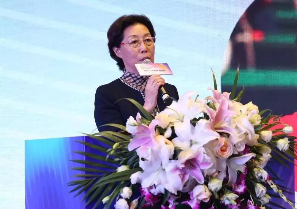 新時(shí)代，新?tīng)I(yíng)銷(xiāo)、新格局 2018中國(guó)品牌食品高峰論壇在湘潭舉行