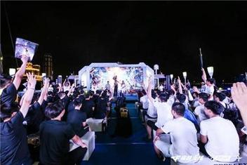 多形式調(diào)動(dòng)用戶(hù)情感，CF十周年火線(xiàn)盛典成功背后的整合營(yíng)銷(xiāo)打法