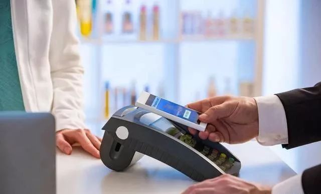 咸陽女大學(xué)生70余平臺貸款欠20多萬，父母年收入僅4萬