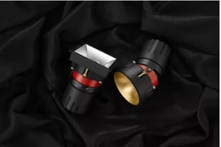 品牌營銷+渠道建設(shè)+原創(chuàng)設(shè)計，三雄極光圍繞新品牌開啟“大變身”