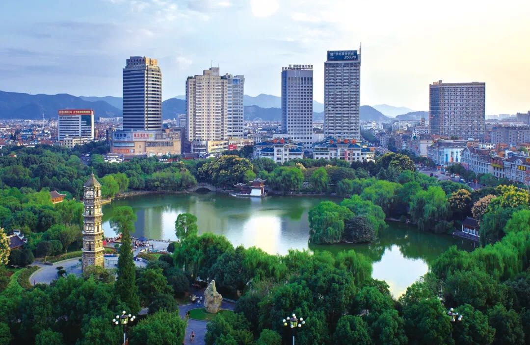 剛剛！中國（義烏）跨境電商綜試區(qū)新聞發(fā)布會(huì)召開 義烏改革進(jìn)入試驗(yàn)區(qū)時(shí)代！