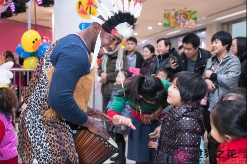 論互聯(lián)網(wǎng)時(shí)代中零售實(shí)體的營(yíng)銷優(yōu)勢(shì)