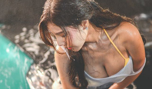 泰國(guó)“豬肉西施”海量福利美照 歐派洶涌，呼之欲出