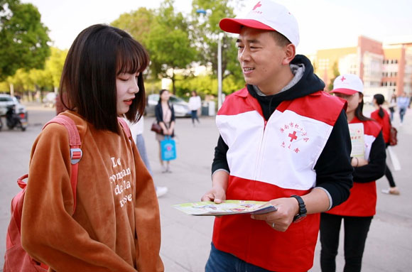 45個網(wǎng)絡公益年度優(yōu)秀典型項目發(fā)布 全媒體直播活動盛況