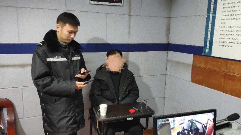 警方通報“海底撈不雅視頻”：男子破解wifi投屏，已刑拘