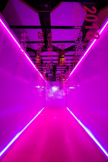 點燃時尚，卓詩尼集團20周年慶暨2019春夏新品發(fā)布