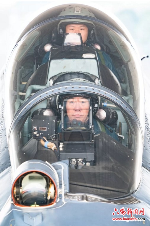 虎威蒼穹！新時(shí)代中國(guó)空軍“王牌旅長(zhǎng)”郝井文宣傳片震撼發(fā)布