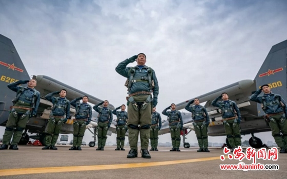 虎威蒼穹！新時(shí)代中國(guó)空軍“王牌旅長(zhǎng)”郝井文宣傳片震撼發(fā)布