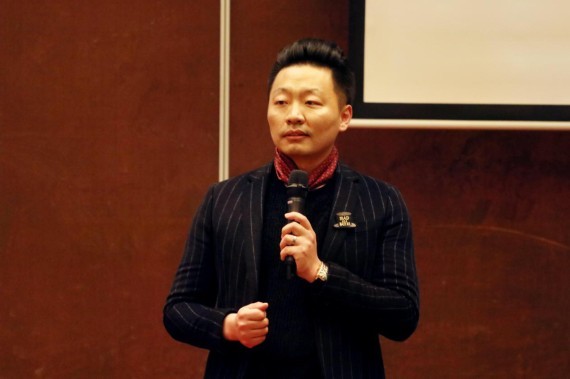 “聚勢明道 賦能共生—2019年深圳原創(chuàng)設(shè)計(jì)發(fā)展趨勢高峰論壇”成功舉辦