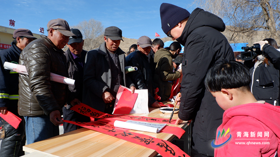 省文聯(lián)2019年“我們的中國(guó)夢(mèng)”文化進(jìn)萬(wàn)家暨“三下鄉(xiāng)”活動(dòng)側(cè)記