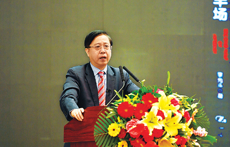 2019甘肅品牌論壇特邀嘉賓發(fā)言摘要 中國經濟的下半場——品牌創(chuàng)新與新財富革命 中央電視臺品牌顧問、著名品牌戰(zhàn)略專家 李光斗