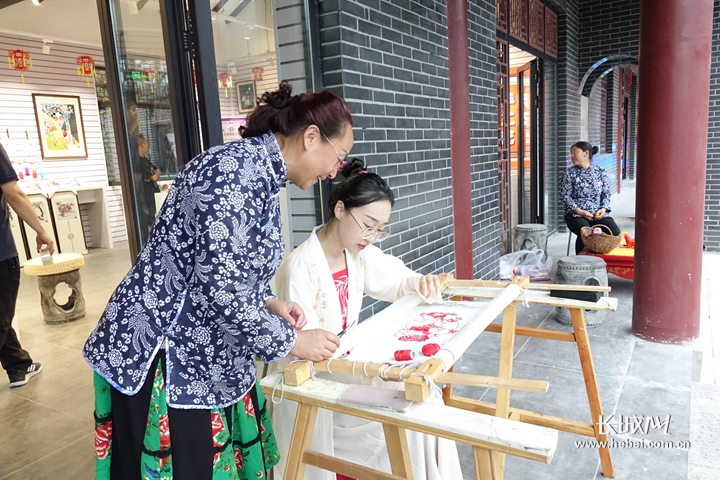 【熱點(diǎn)聚焦】凝聚巾幗力量 建設(shè)美麗河北