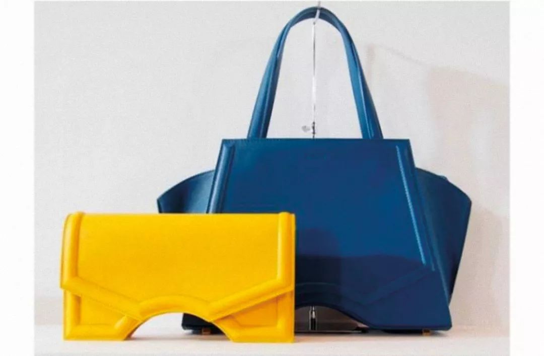 從不缺席的時髦“周邊”