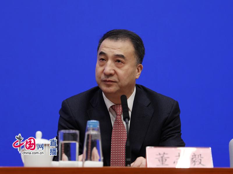 新聞辦就2019年春運(yùn)形勢(shì)和工作安排舉行新聞發(fā)布會(huì)