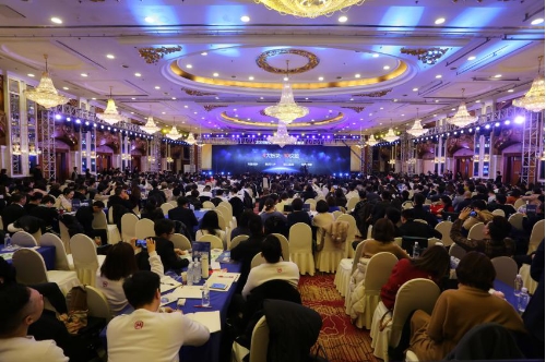 顏值經(jīng)濟(jì)論壇暨孫多勇導(dǎo)師2019預(yù)見醫(yī)美跨年演講在南京維景國(guó)際大酒店隆重舉