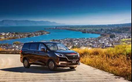 不到10萬起，座艙品質不輸埃爾法，歐尚科尚最強高端商旅MPV上市