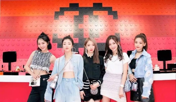 香奈兒上抖音，有點(diǎn)冷清