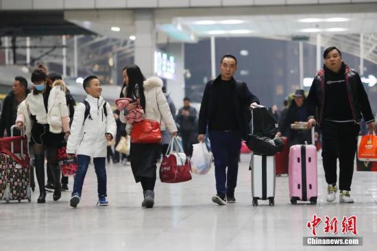 今年春運旅客發(fā)送量近30億人次 客流“前緊后松”