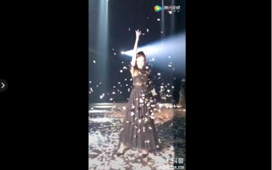 抖音快閃季“搶鏡”巴黎時裝周 短視頻營銷賦能時尚大牌年輕化