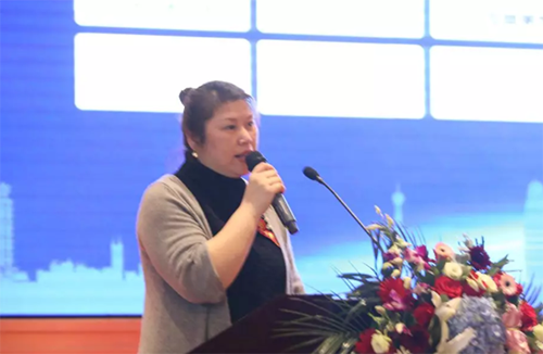 中國(guó)燃?xì)夤釋I(yè)委員會(huì)秘書(shū)長(zhǎng)唐榕