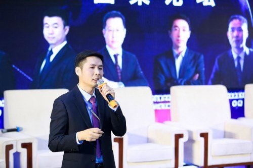 中國(guó)中小企業(yè)發(fā)展環(huán)境論壇:推動(dòng)產(chǎn)業(yè)互聯(lián)網(wǎng)助力服務(wù)企業(yè) 中國(guó)中小企業(yè)發(fā)展環(huán)境論壇:推動(dòng)產(chǎn)業(yè)互聯(lián)網(wǎng)助力服務(wù)企業(yè)