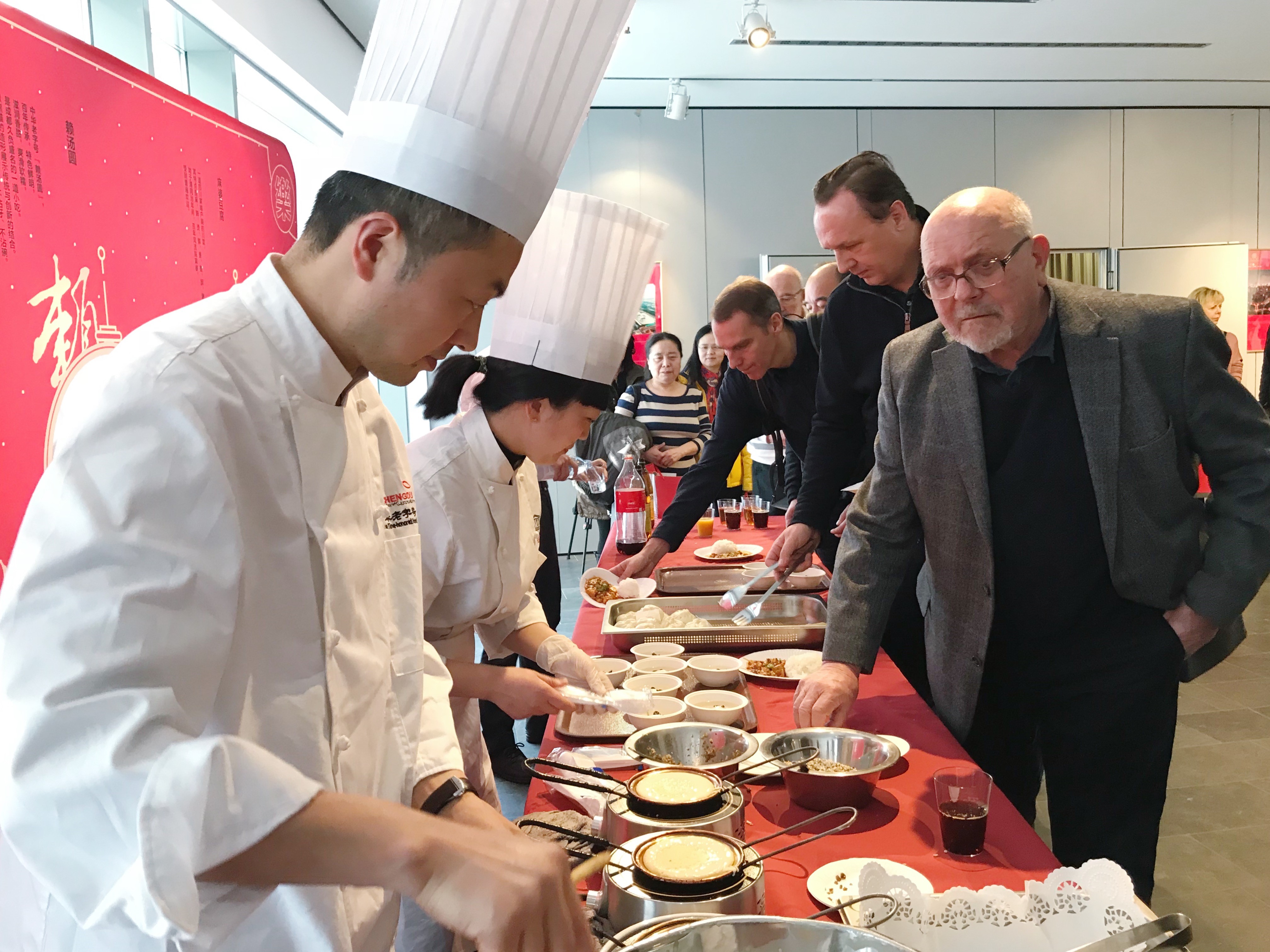 都江堰旅游文化推介會走進(jìn)德國柏林