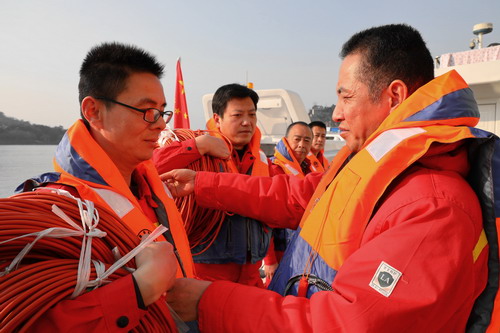 天南地北石油人：實(shí)干開(kāi)新局 平安迎新春