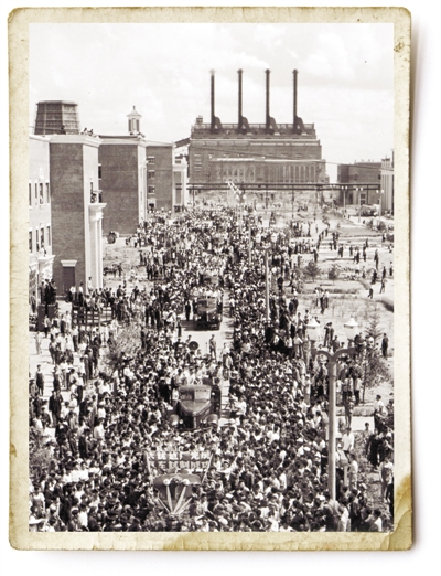 第一批國產(chǎn)汽車誕生（新中國的“第一”·70年）