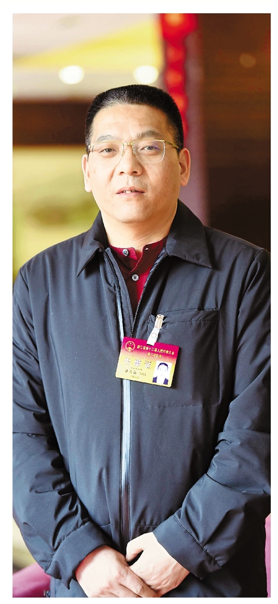 省人大代表、政協(xié)委員熱議村里事 鄉(xiāng)村振興，看我七十二變