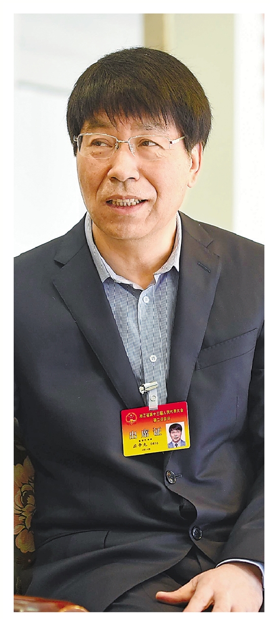 省人大代表、政協(xié)委員熱議村里事 鄉(xiāng)村振興，看我七十二變