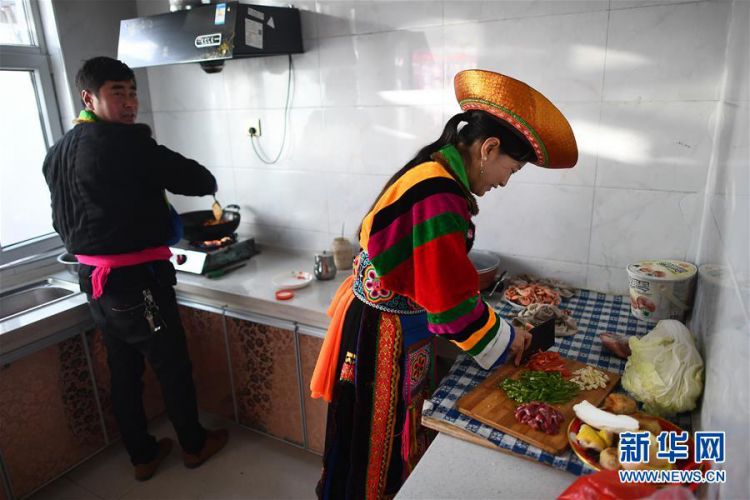 土鄉(xiāng)新居迎新春