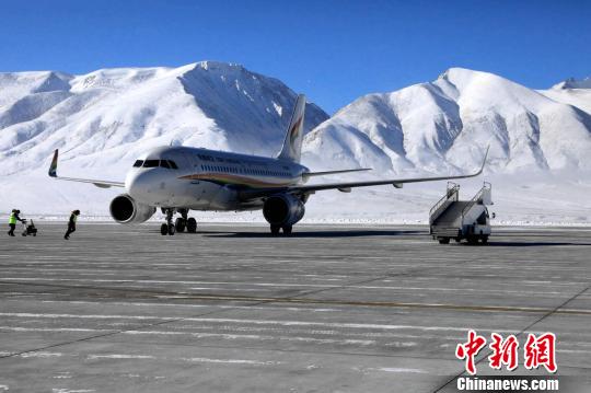 降水東移 西藏連續(xù)發(fā)布暴雪預(yù)警信號（組圖）