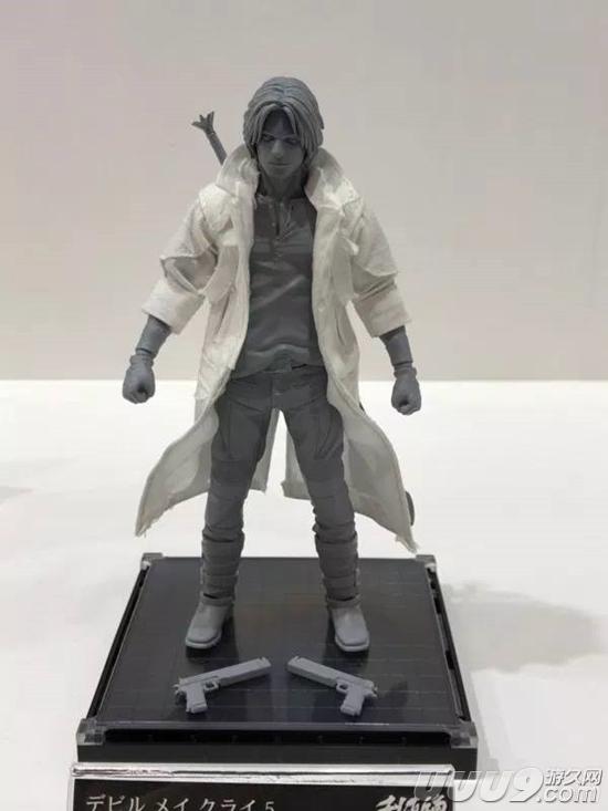 鬼泣5但丁 尼祿可動手辦公布 真實布料賣點十足