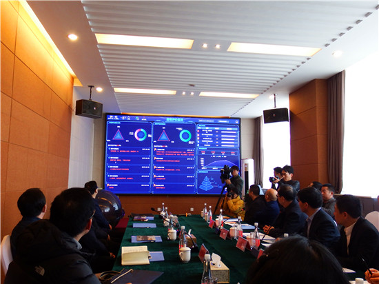 “一張網(wǎng) 千輛車(chē) 萬(wàn)間房”提速落子 大美青海旅游更舒適