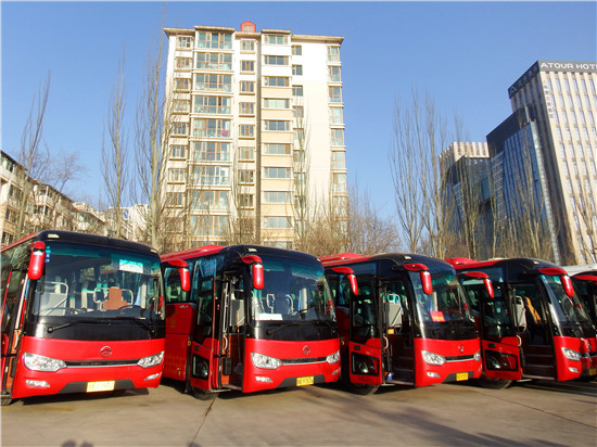 “一張網(wǎng) 千輛車(chē) 萬(wàn)間房”提速落子 大美青海旅游更舒適