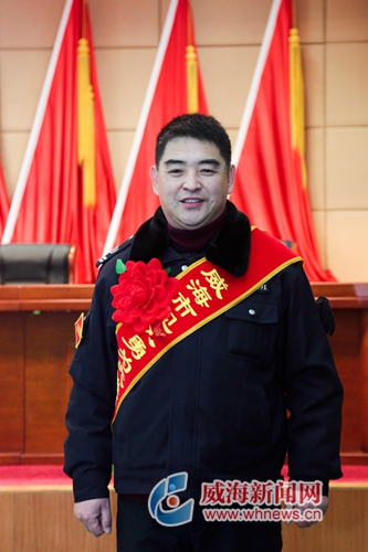 挺身而出 唱響正義之歌