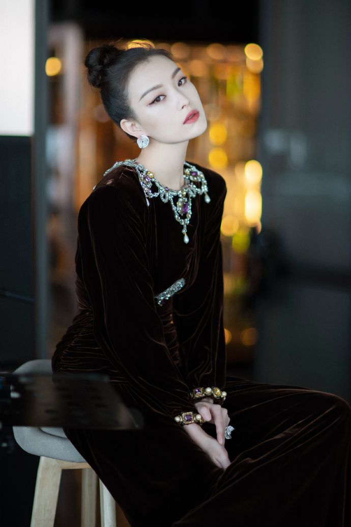 明星危機(jī)公關(guān)實錄：被放大的人生如戲，和退化的作文水平